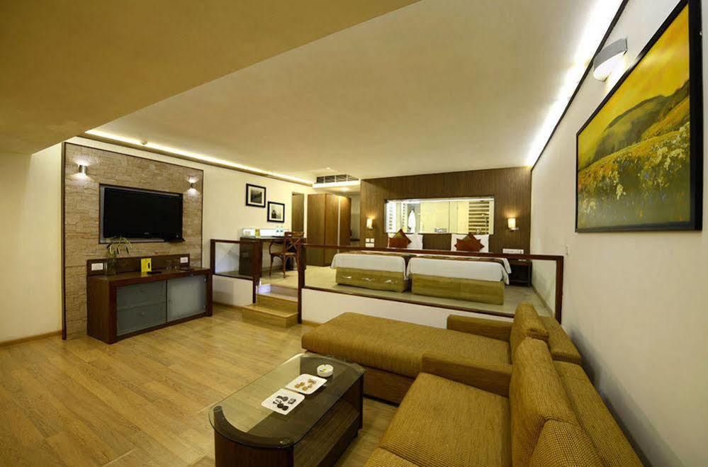 The Dukes Retreat Khandala Lonavala Exterior foto
