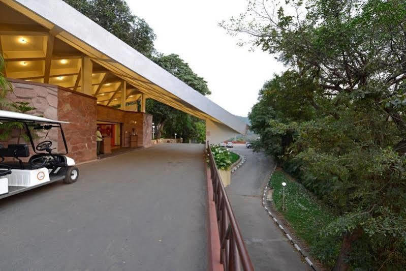 The Dukes Retreat Khandala Lonavala Exterior foto